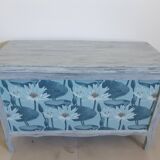 Wooden box