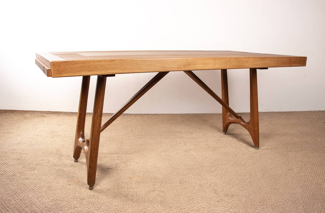 Large extendable dining table in oak by Guillerme and Chambron 1960.
