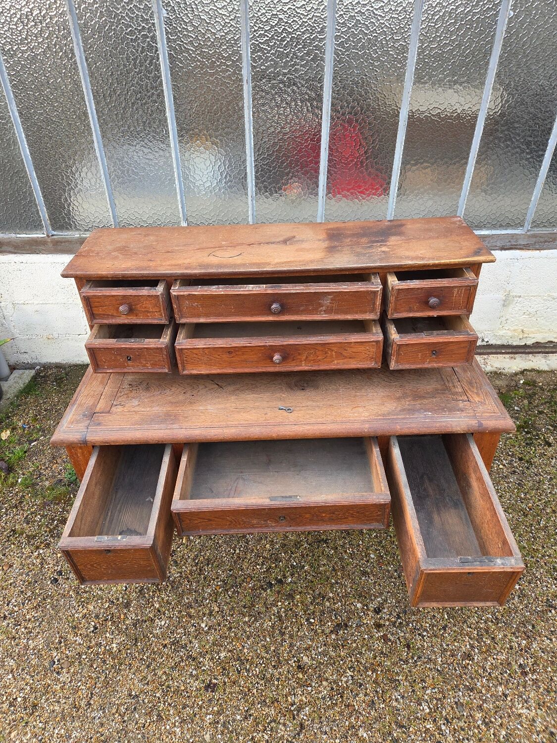 Solid oak desk with drawers