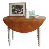 Walnut Round Table