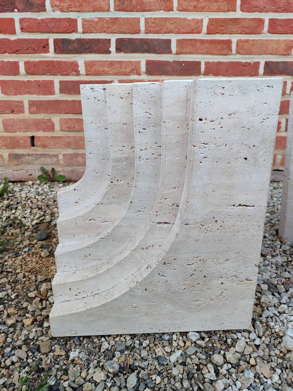 Table basse en travertin et verre, Carlo Scarpa, Italy, 1970s