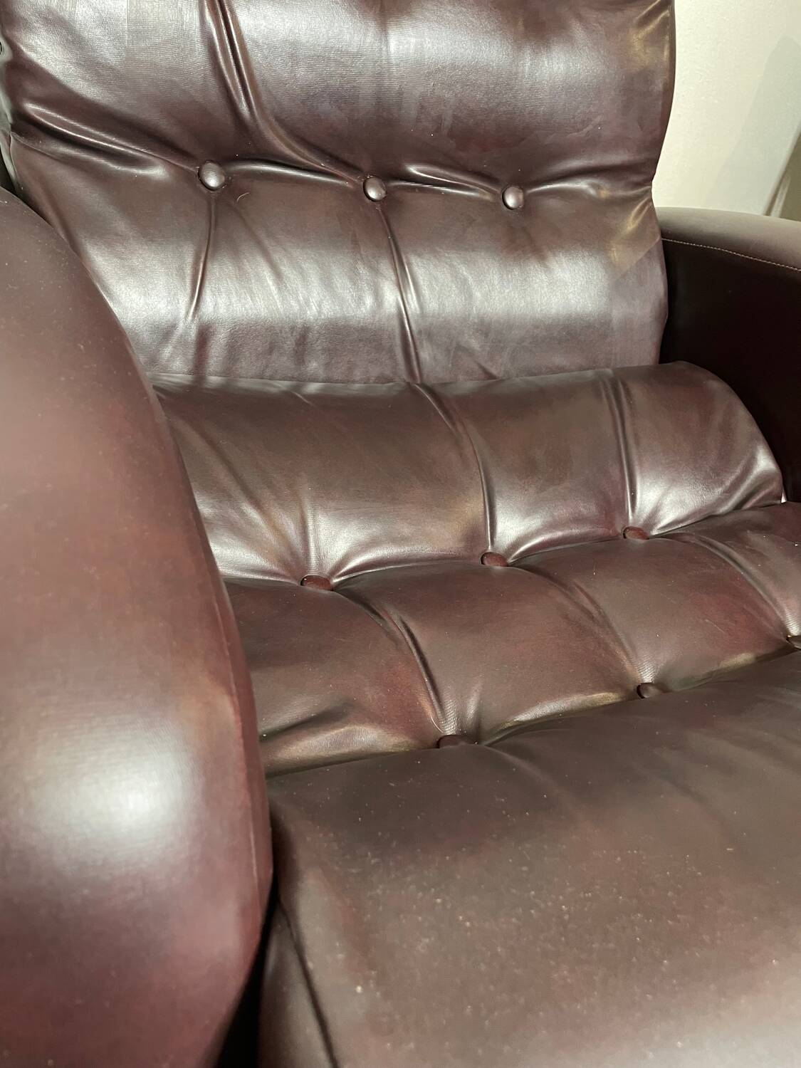 Vintage lounge chair in imitation leather from the 70s