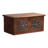 Ancienne malle de rangement à motifs floraux (c.1865)