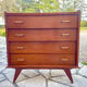 Commode vintage pieds compas 