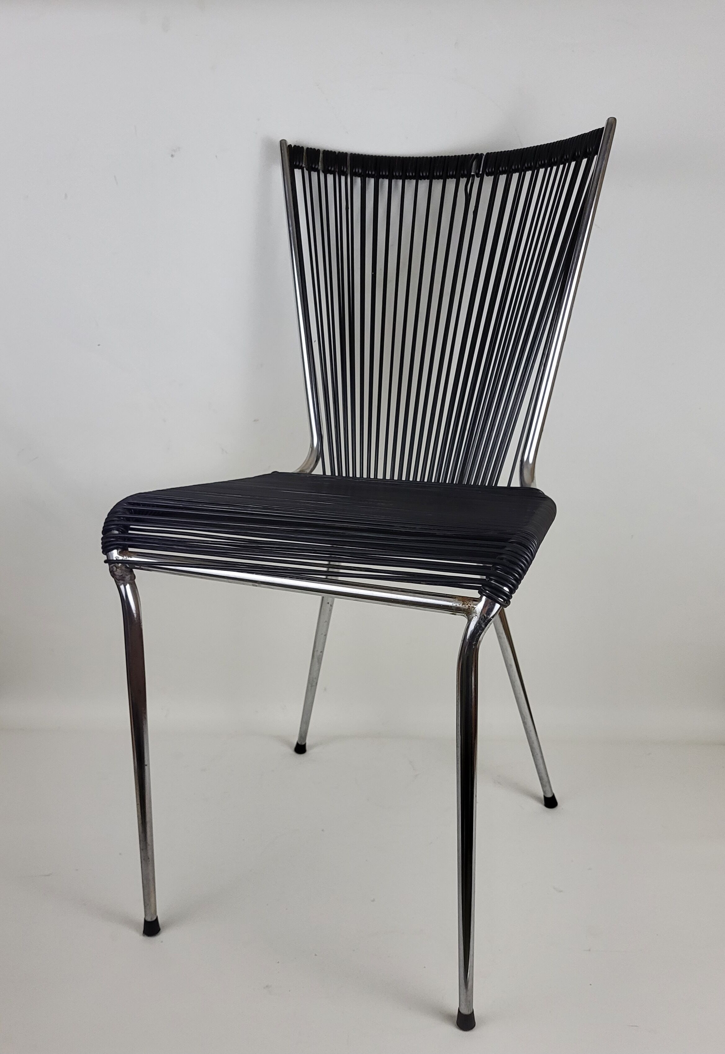 Vintage scoubidou chair