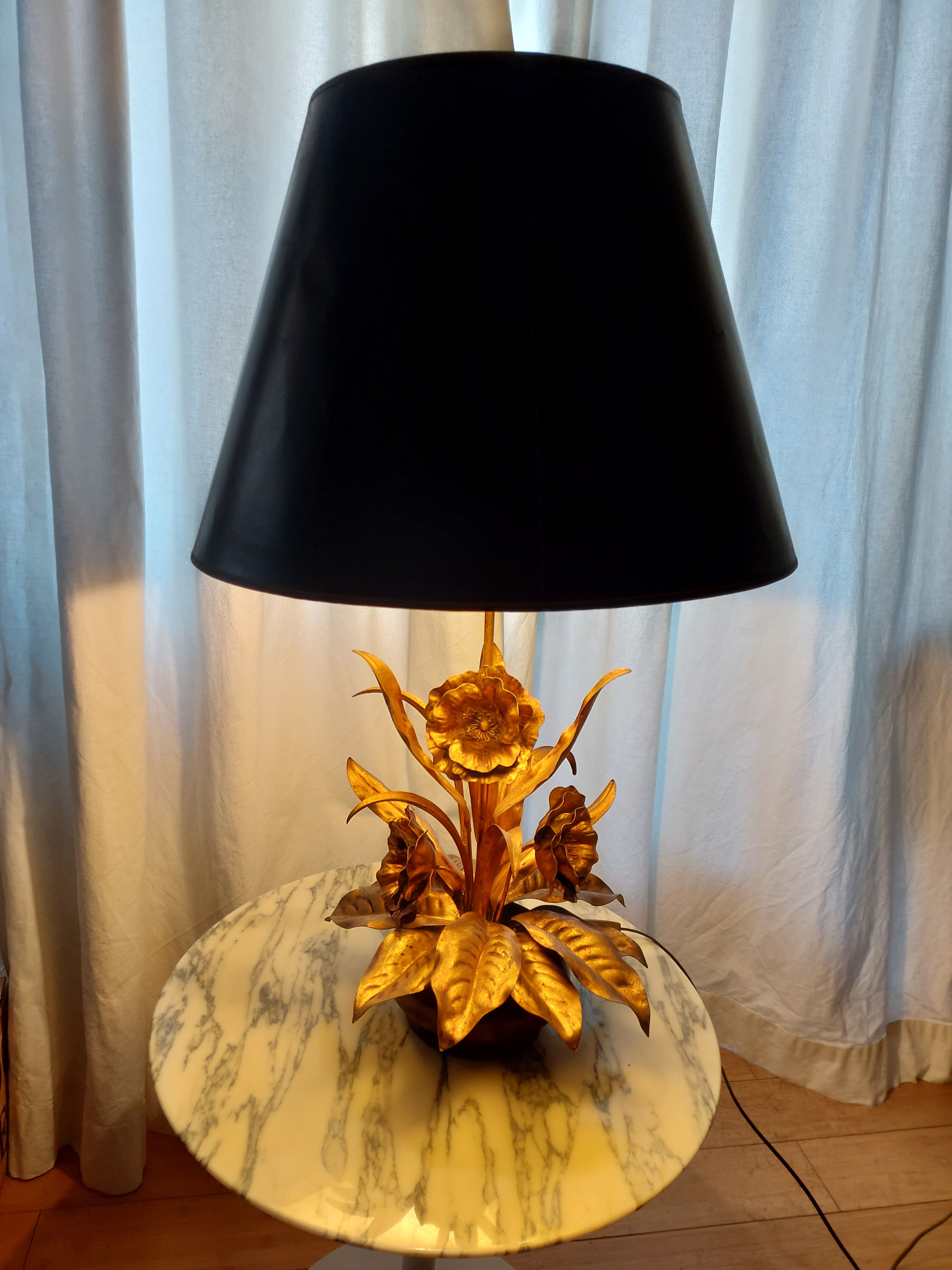Large lamp, bouquet of vintage anemone flowers, gold metal, Hans Kogl