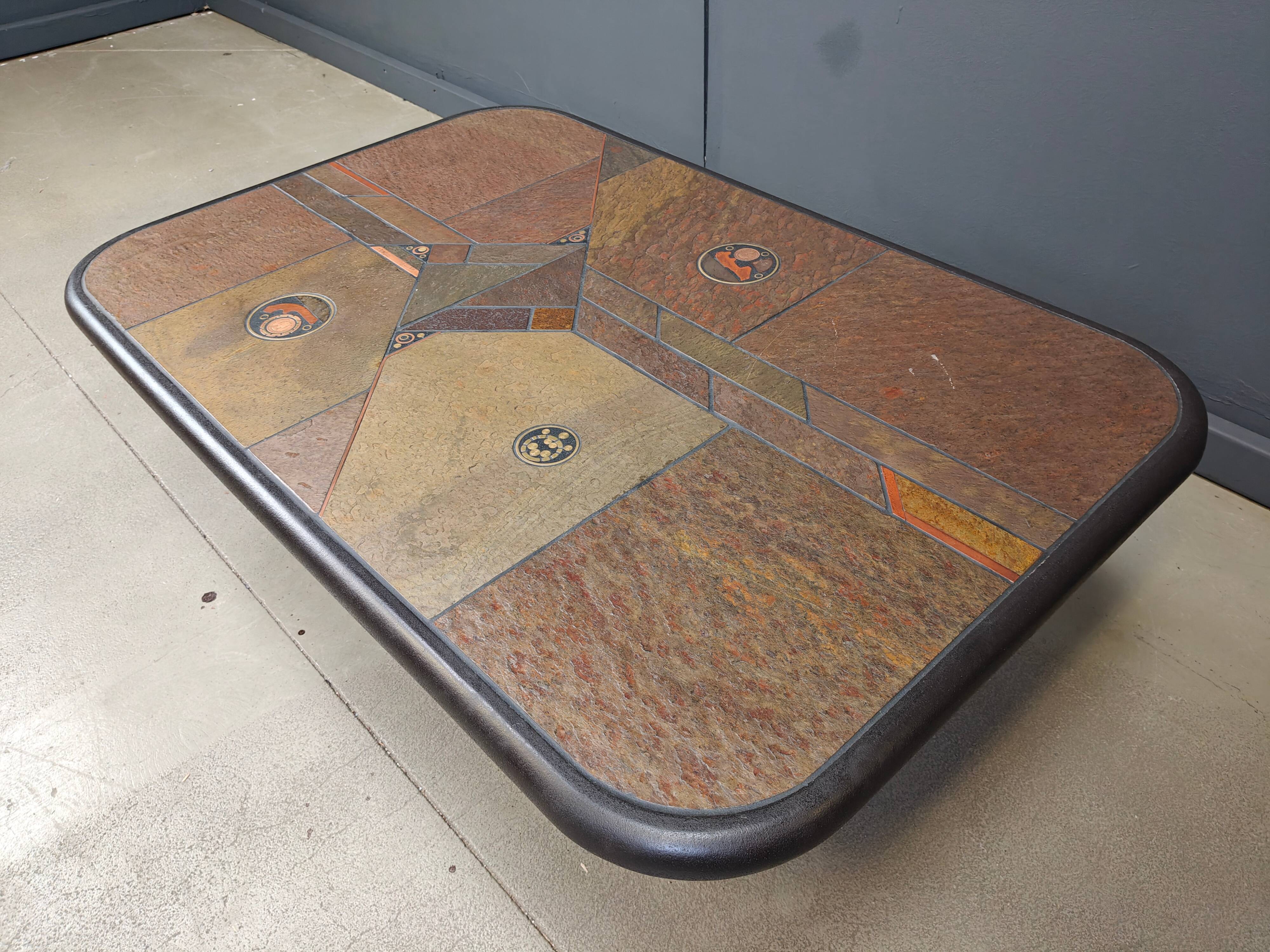 Table basse attribuée à Paul Kingma, années 1980.