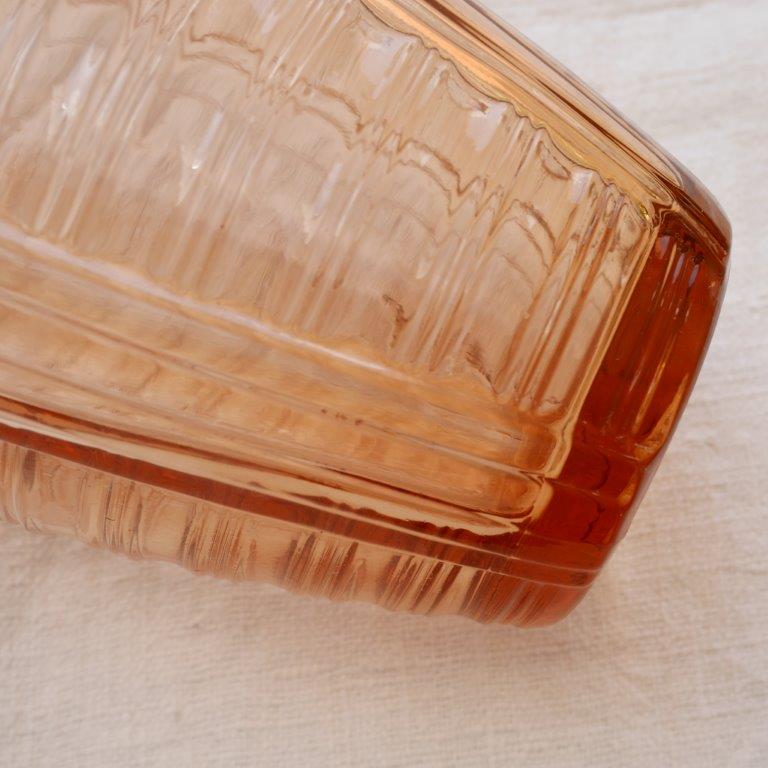 Vase en verre orangé