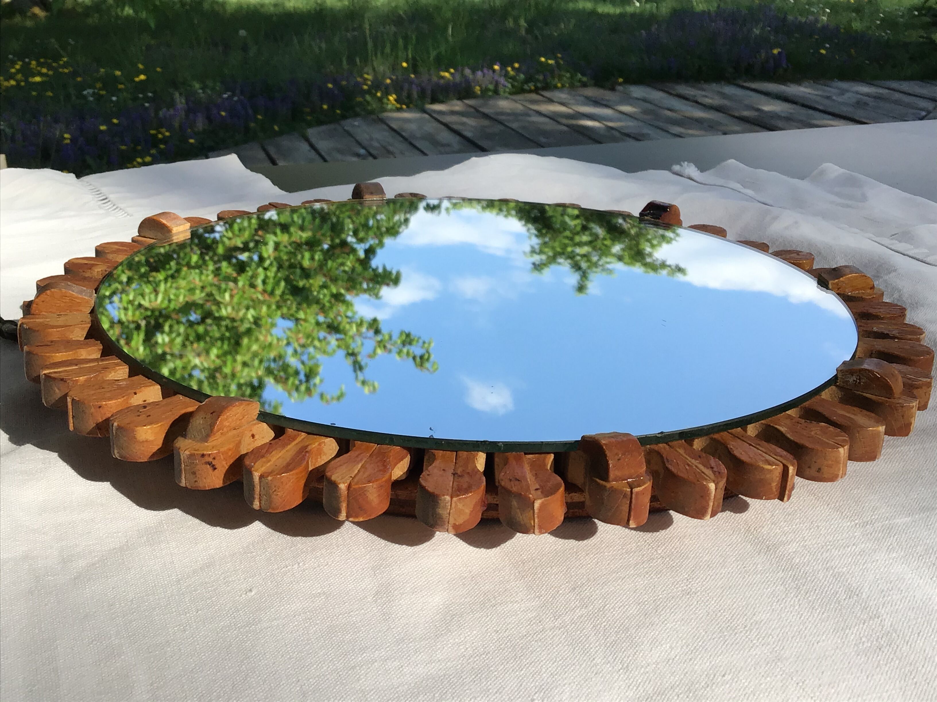 Round mirror edge handcrafted wood petals