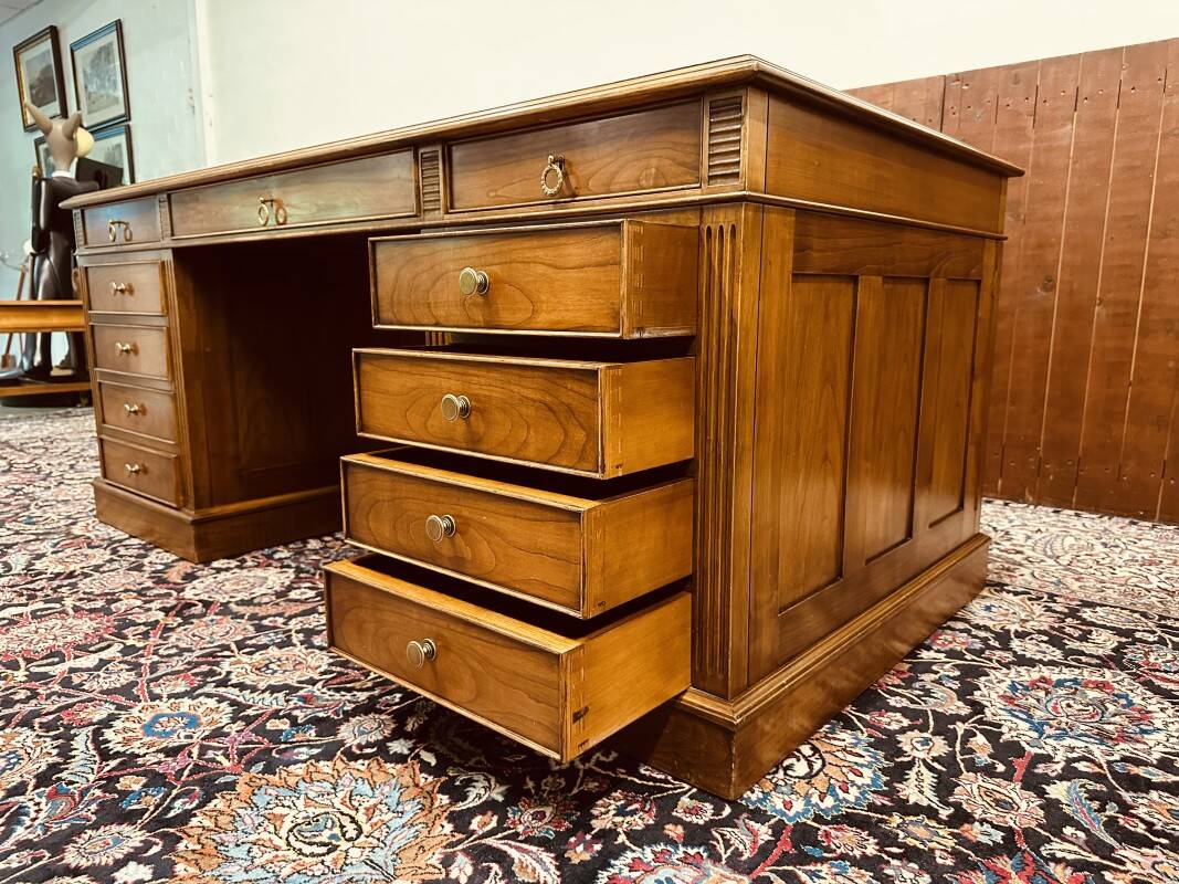 Bureau classique anglais Partnerdesk