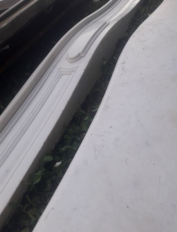 Fireplace XIX ° marble louis XV style with narrowed and floor slabs