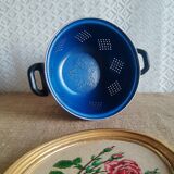 Passoire émaillée bleue vintage