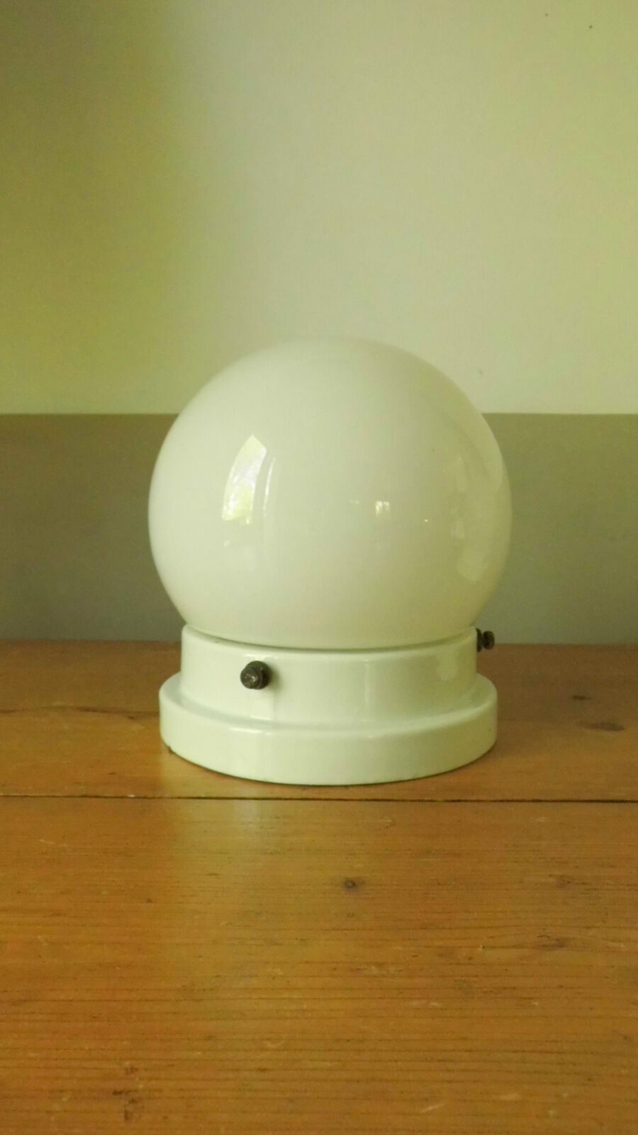 Ceiling lights with glass ball and foot porcelain