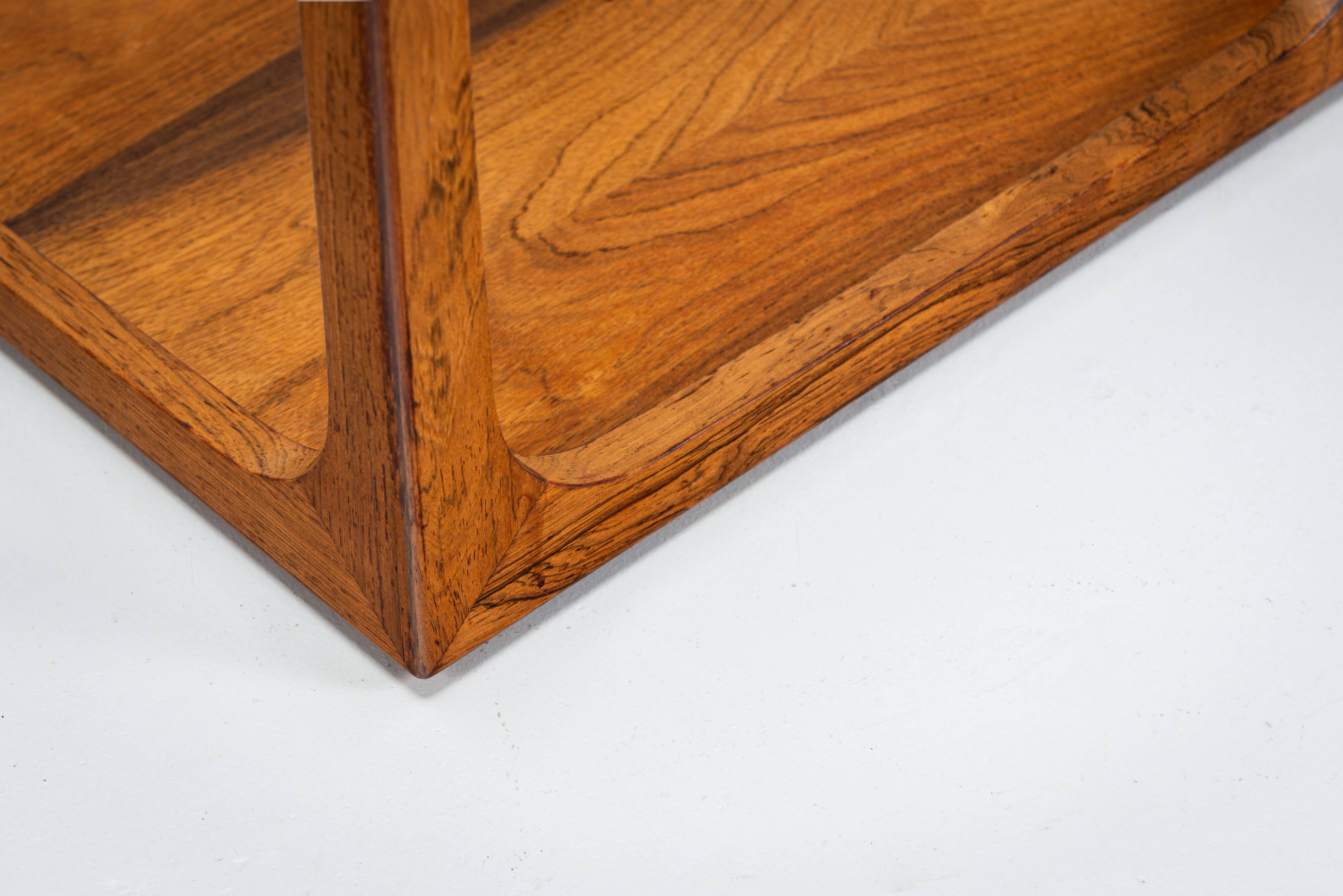 Jacob Brink sidetable in rosewood with smoked glass top