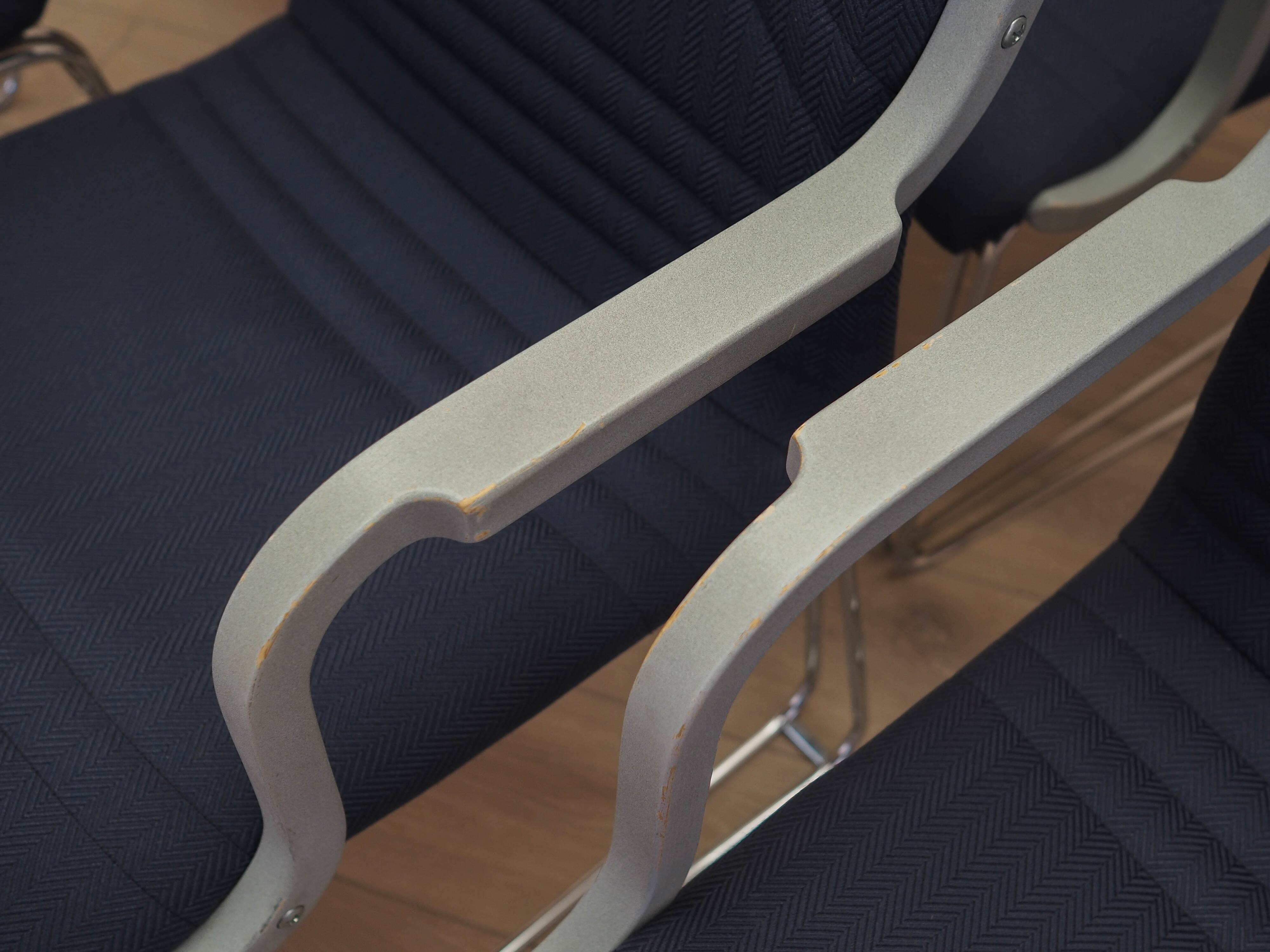 Ensemble de six fauteuils, design italien, années 1990.