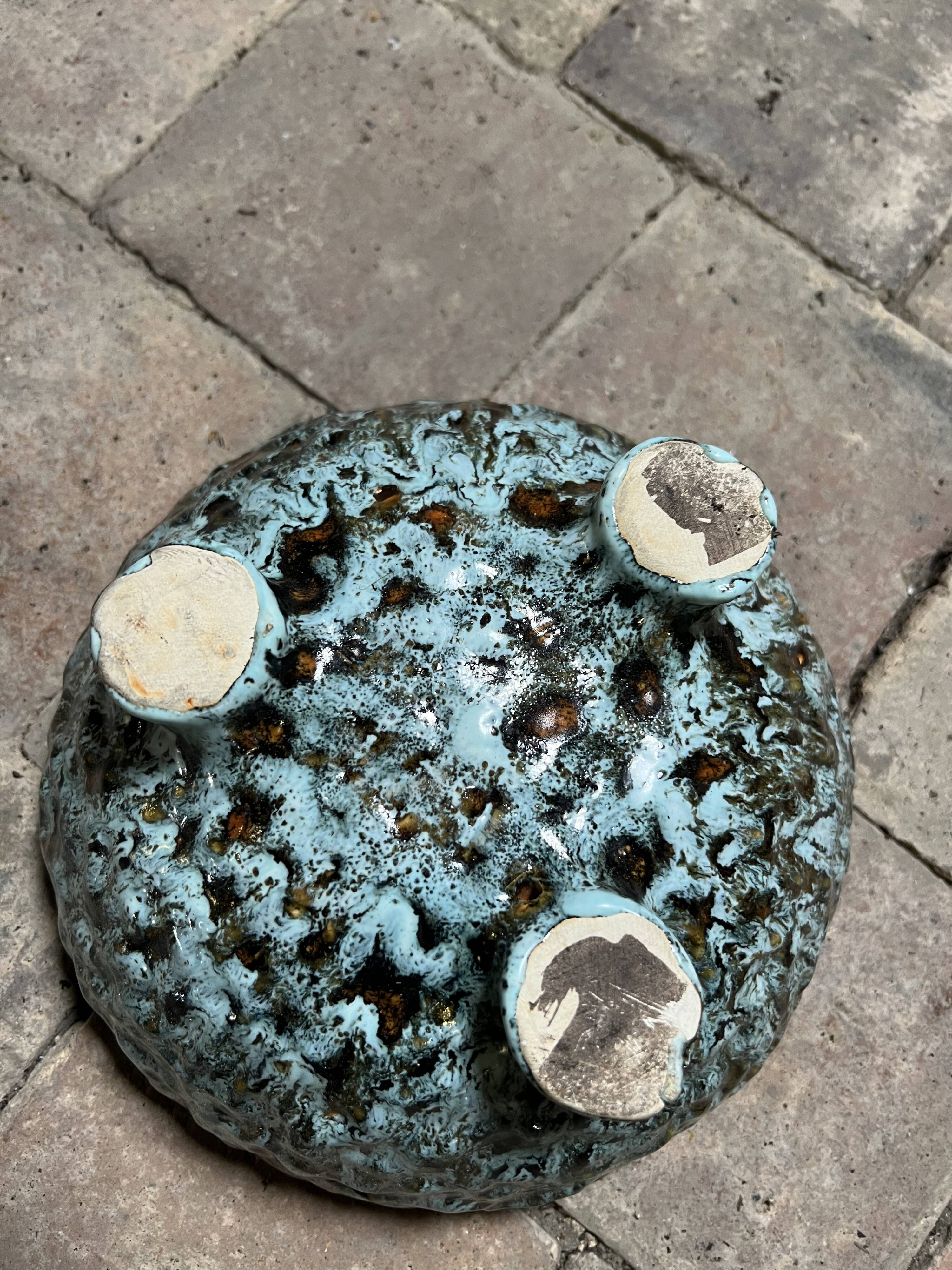 Brutalist glazed ceramic bowl on feet