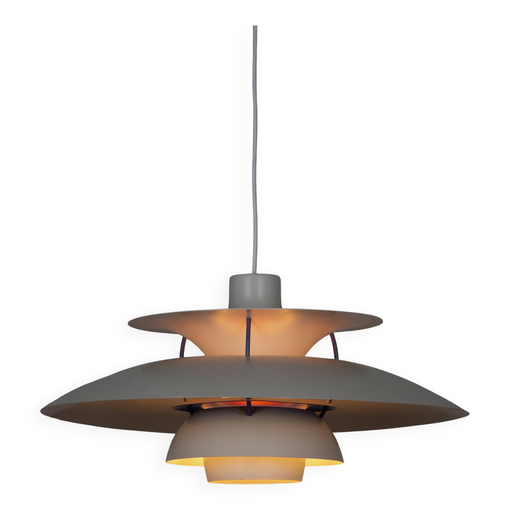 Suspension danoise PH 5 par Poul Henningsen, Louis Poulsen, 1958