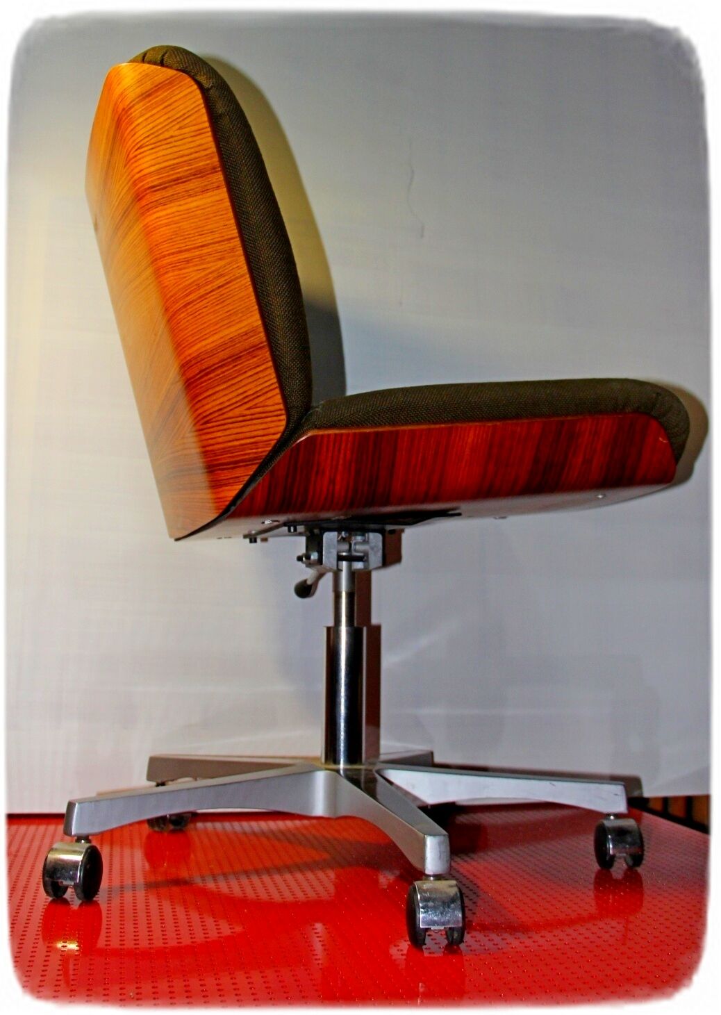 Office Chair rosewood