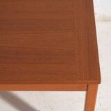 Vintage Scandinavian coffee table in beech wood – Nordic design (circa 1960–1970)