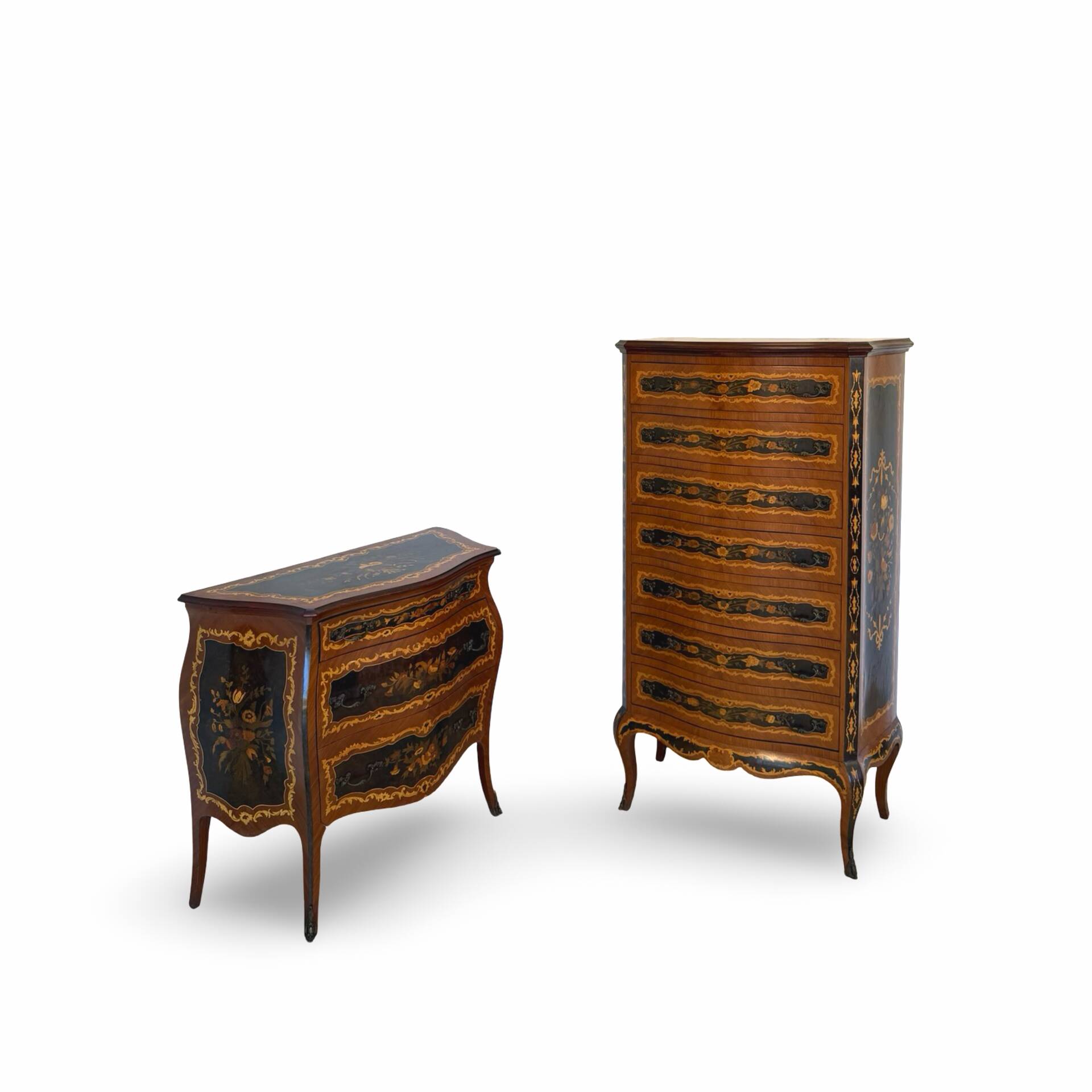Wooden bedroom suite with inlays in mid-century Italian style, by Pacifici Prete, Rome.