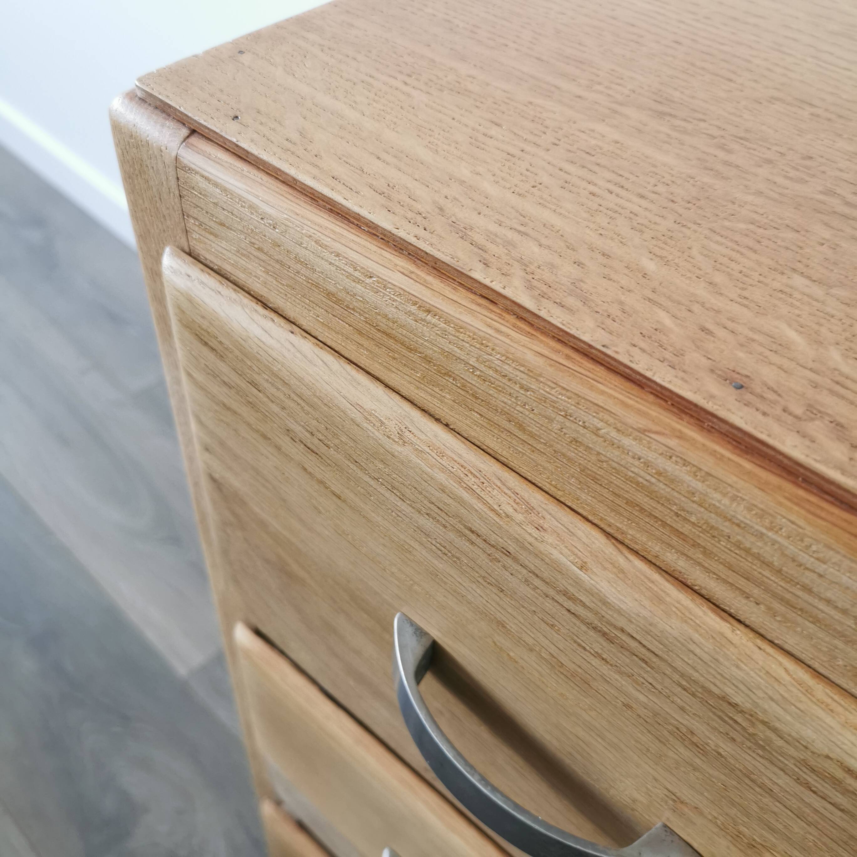 Vintage chest of drawers