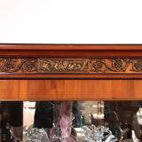 Showcase Louis XVI style, twentieth realization, signed cabinetmaking JP Ehalt of very good quality.