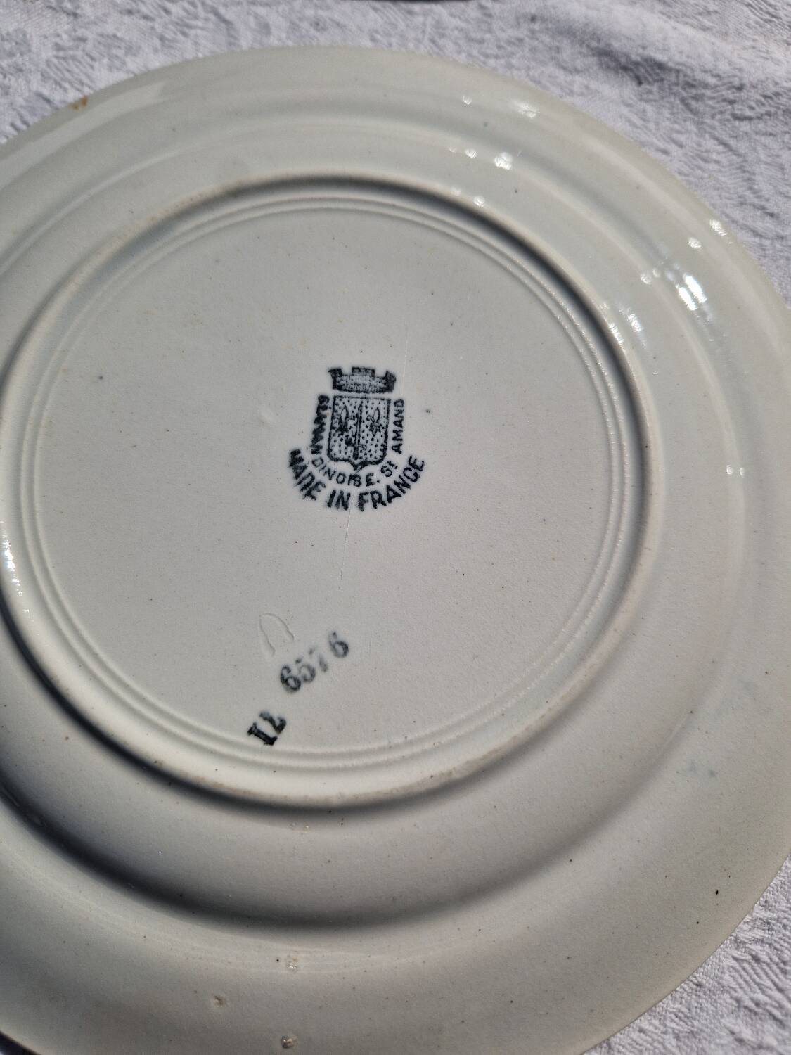 Set of 4 old dessert plates, Earthenware, Ironstone, Sté Amand