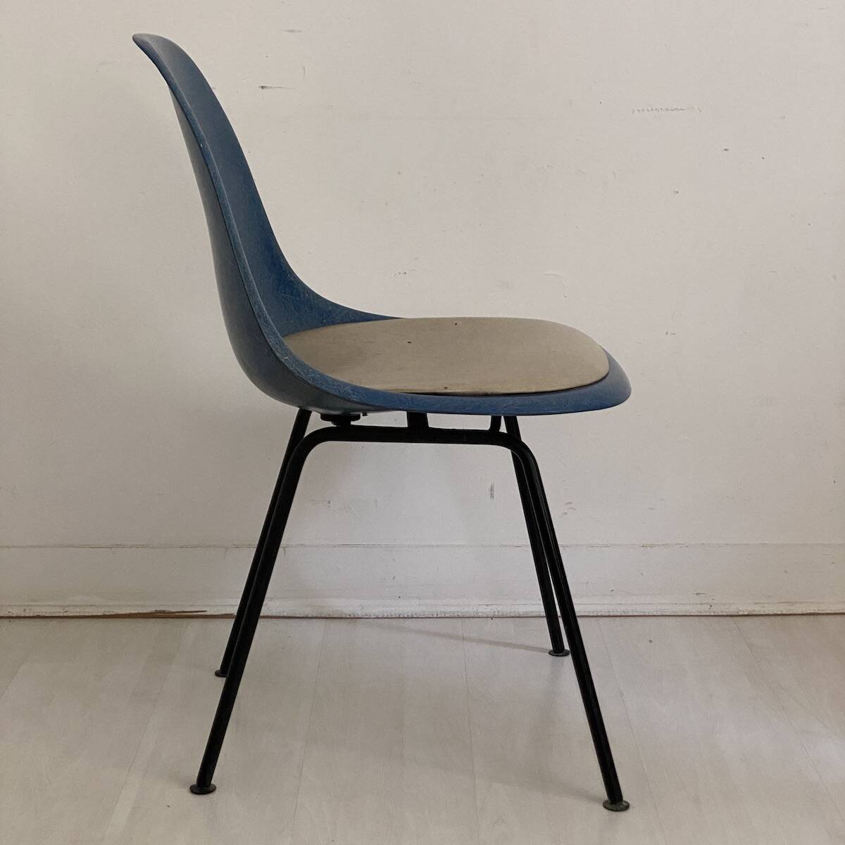 Chaise DSX par Charles et Ray Eames édition Herman Miller