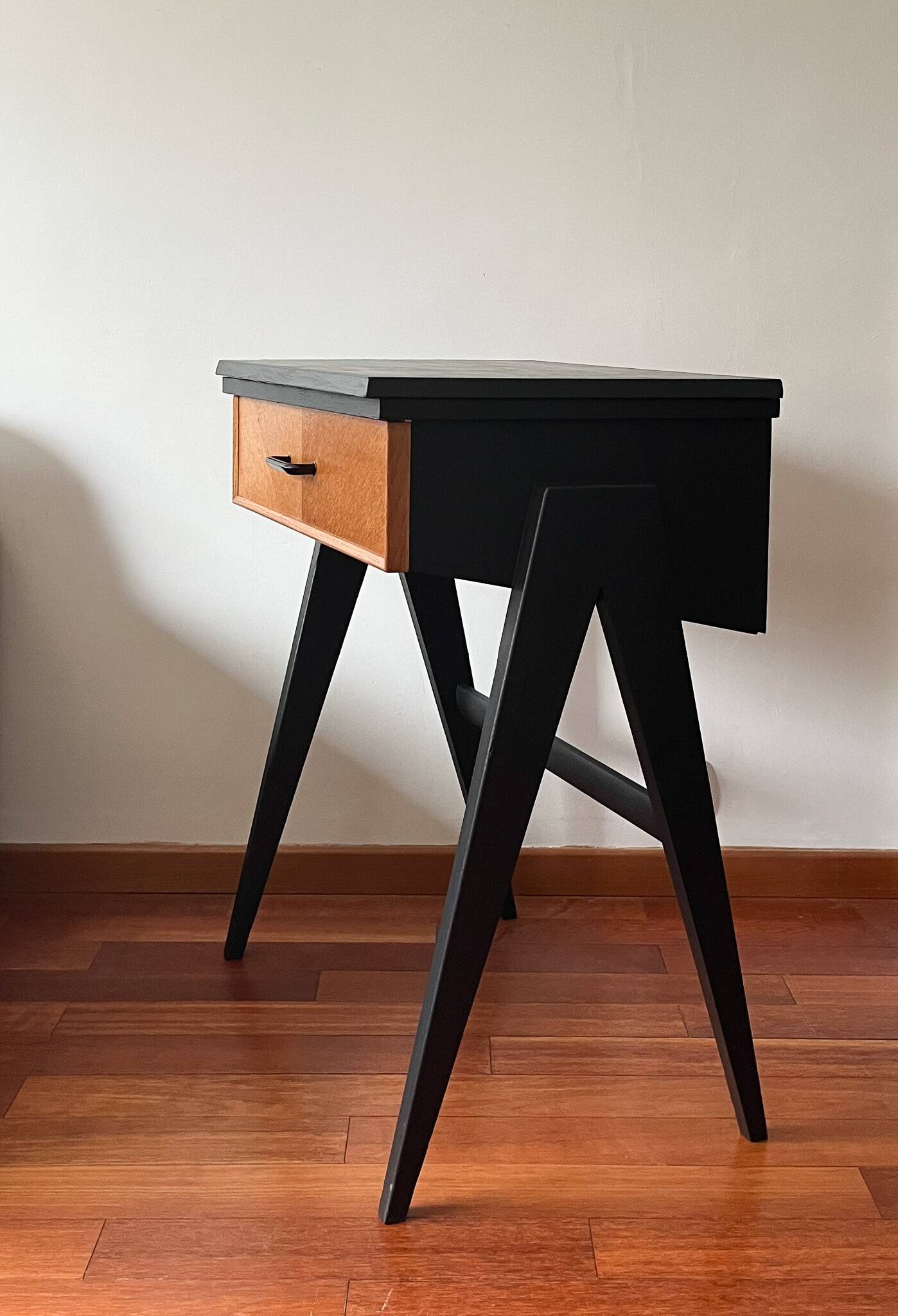 Vintage Sewing Machine Furniture Small Console Desk