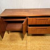 Buffet rétro vintage en teck du milieu du siècle par Meredew 1970