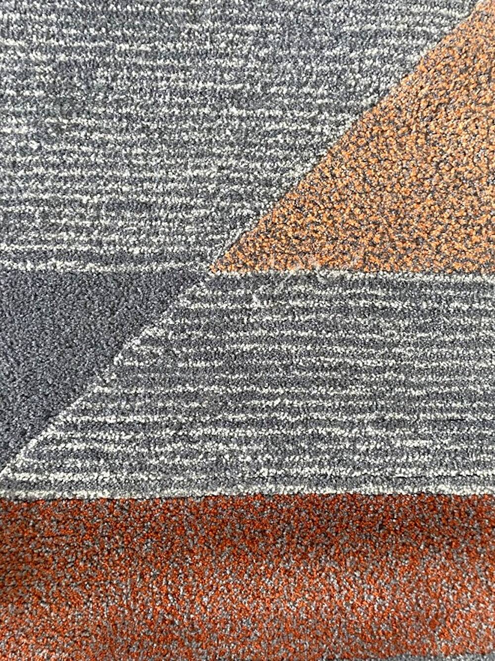 Artisca Vermont rug handmade tufted 1980-1990 France