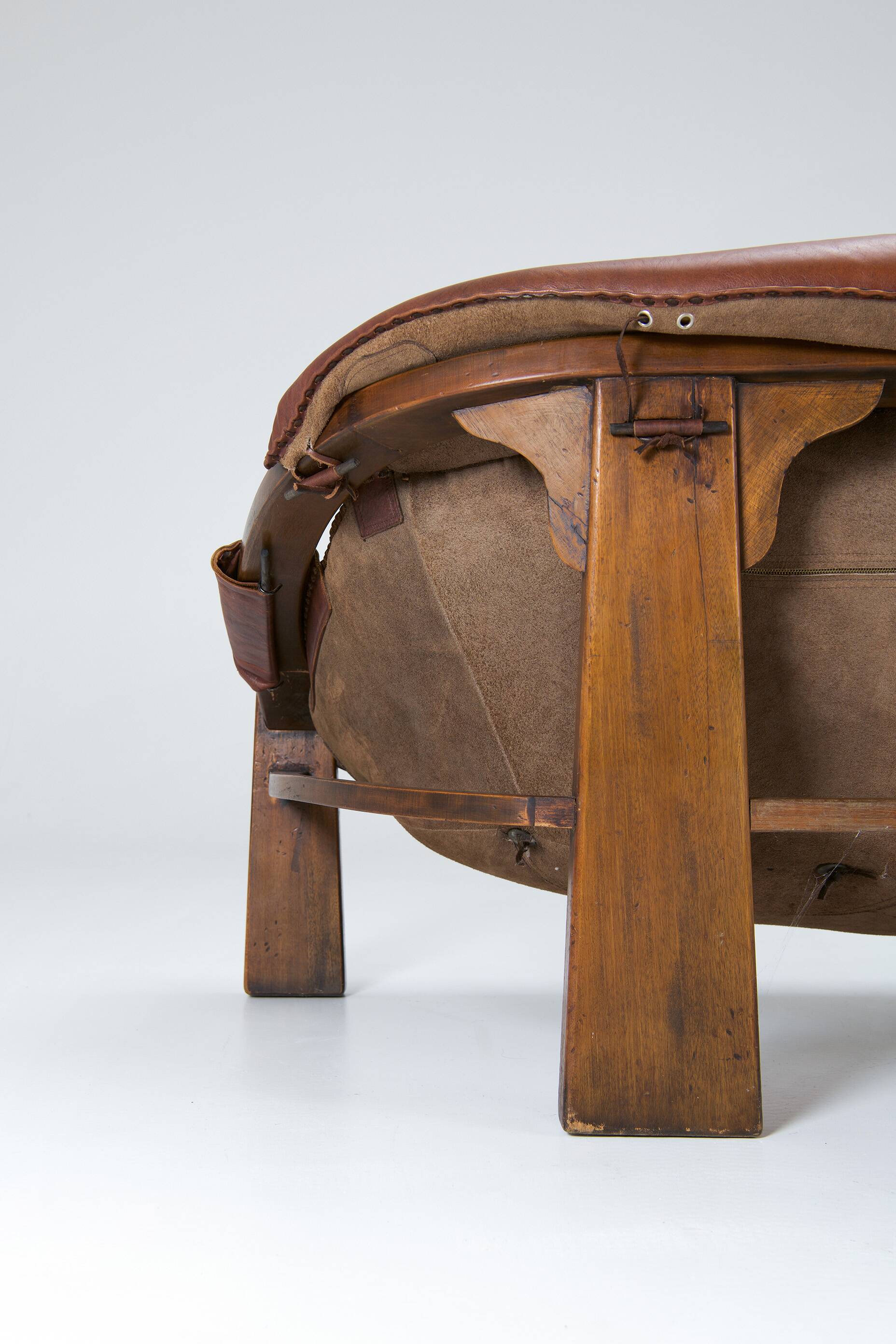 Canapé 2 places brutaliste italien par Luciano Frigerio