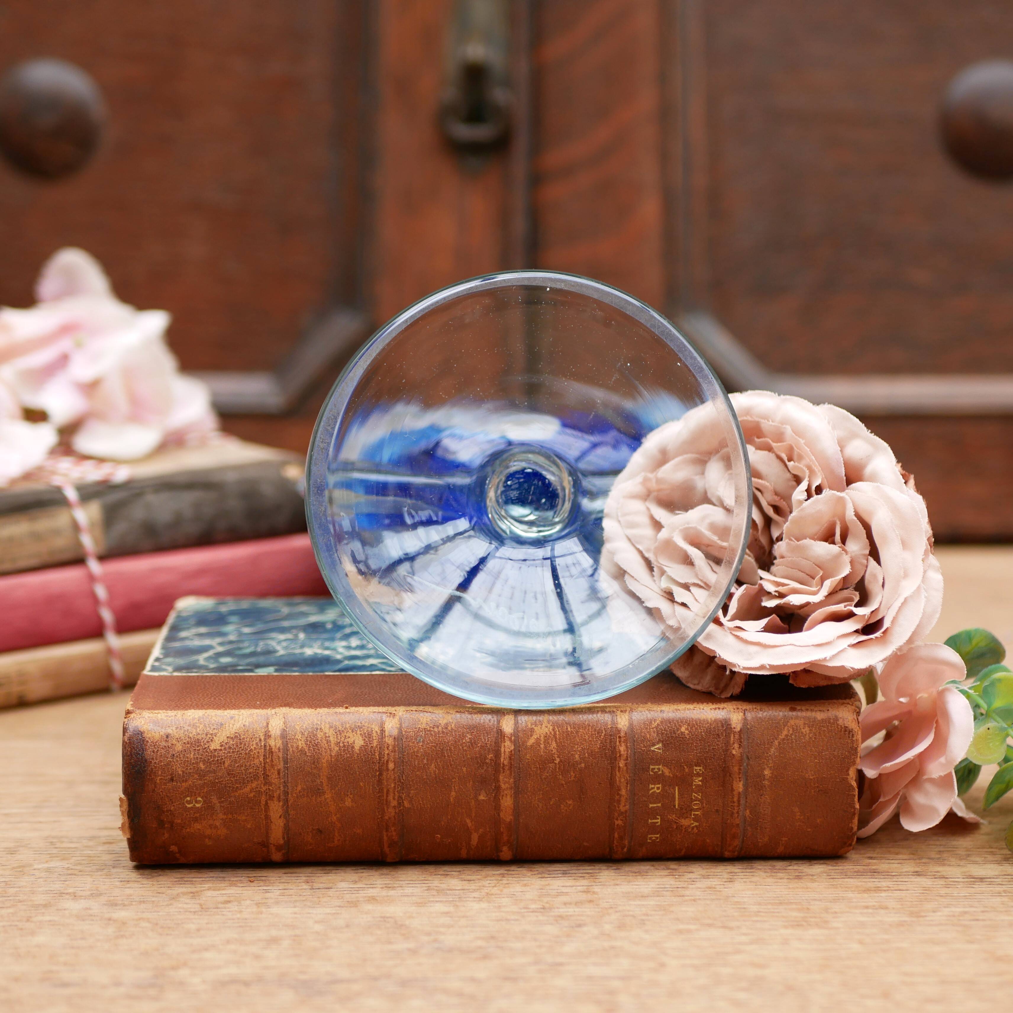 Large Murano art glass vase, signed