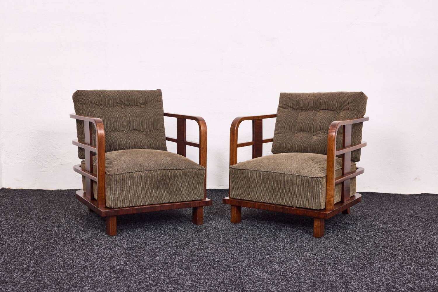 Lajos Kozma, importants fauteuils Art Déco de Budapest Werkstatte, années 1930