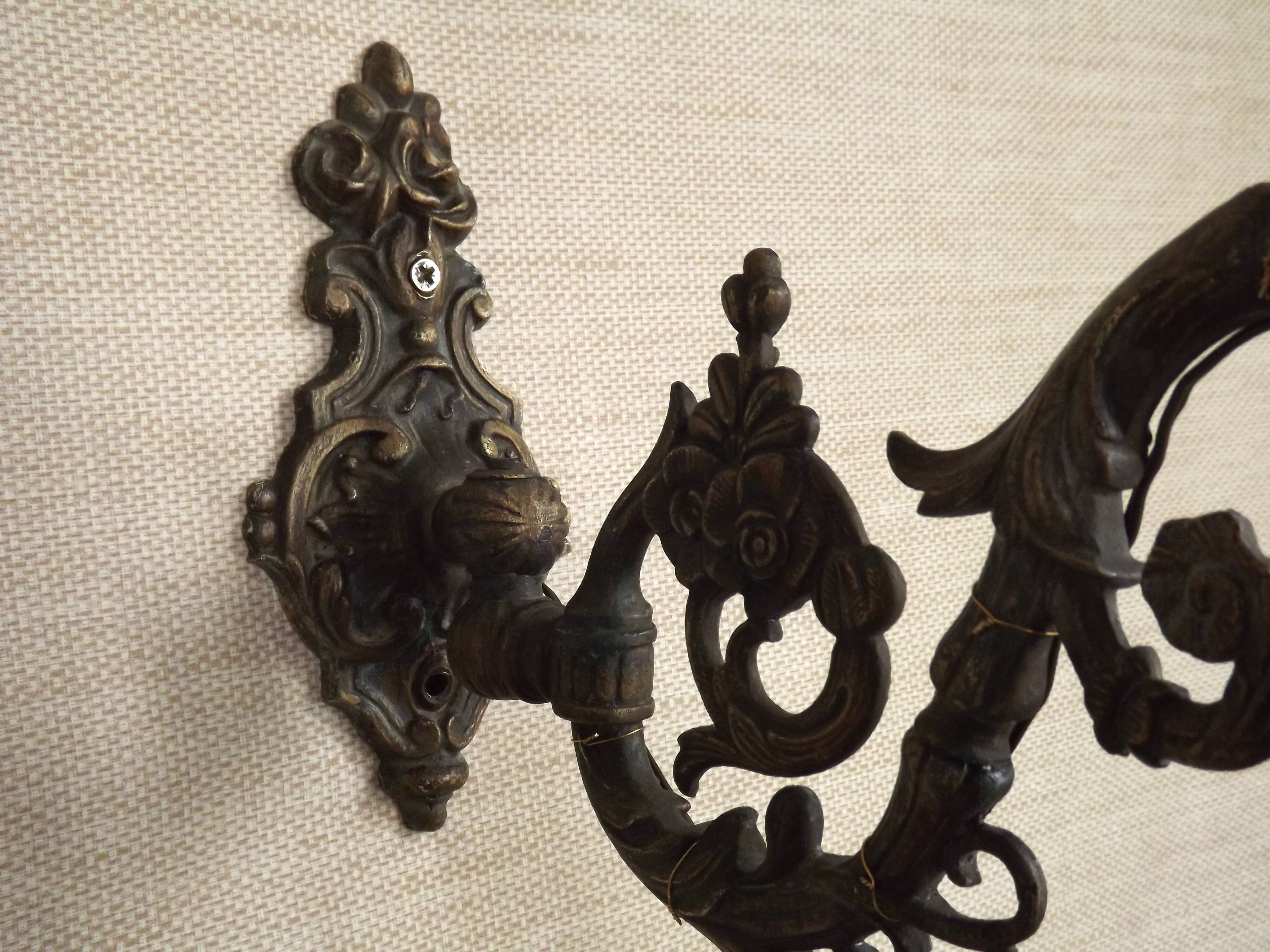 French antique electrified old brass gas mantle with patterned glass shade 4971.