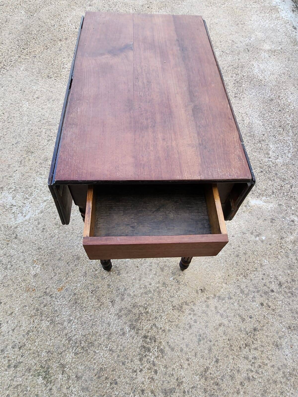 19th century period drop-leaf coffee table