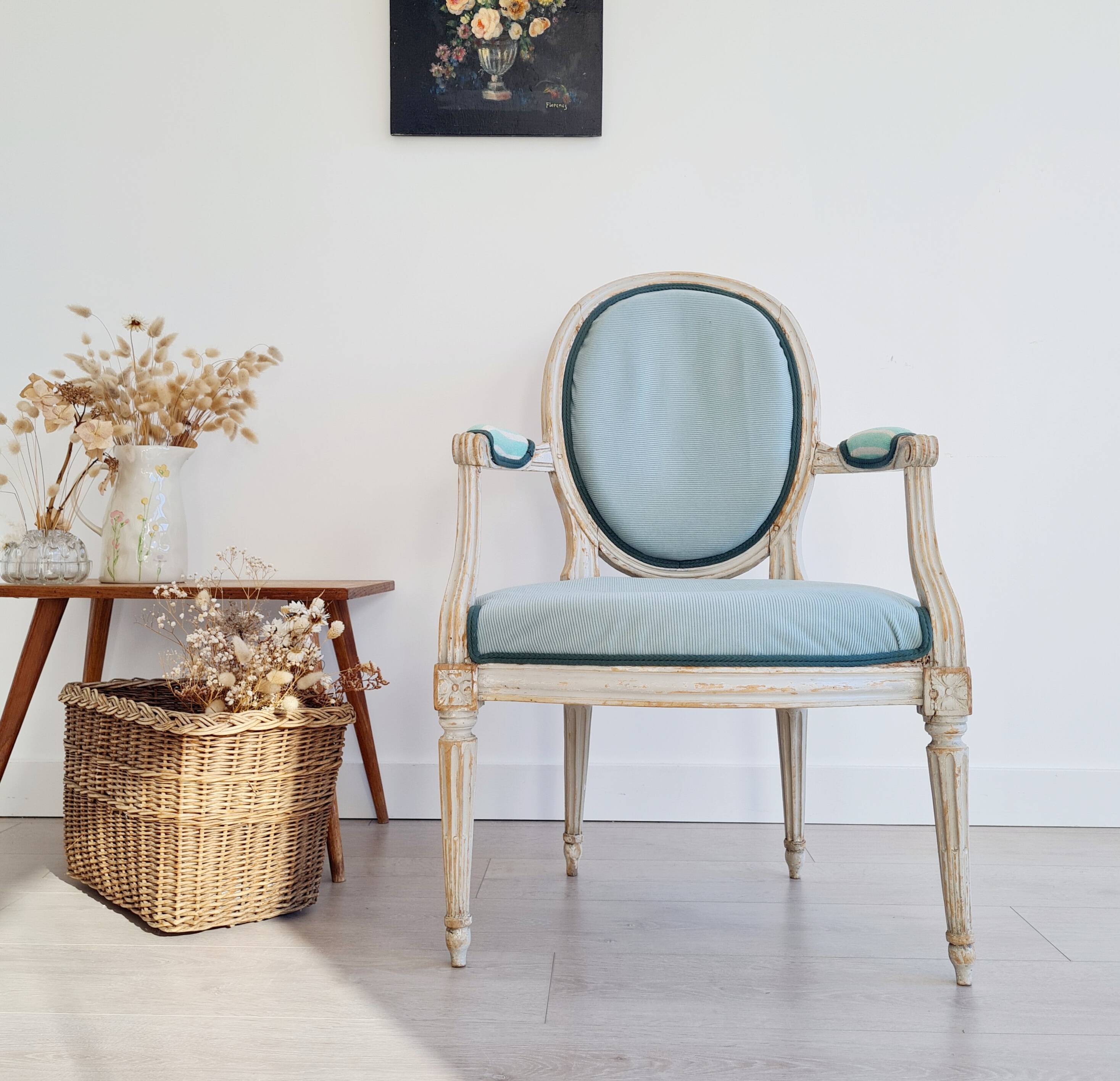 Louis XVI medallion armchair renovated velvet