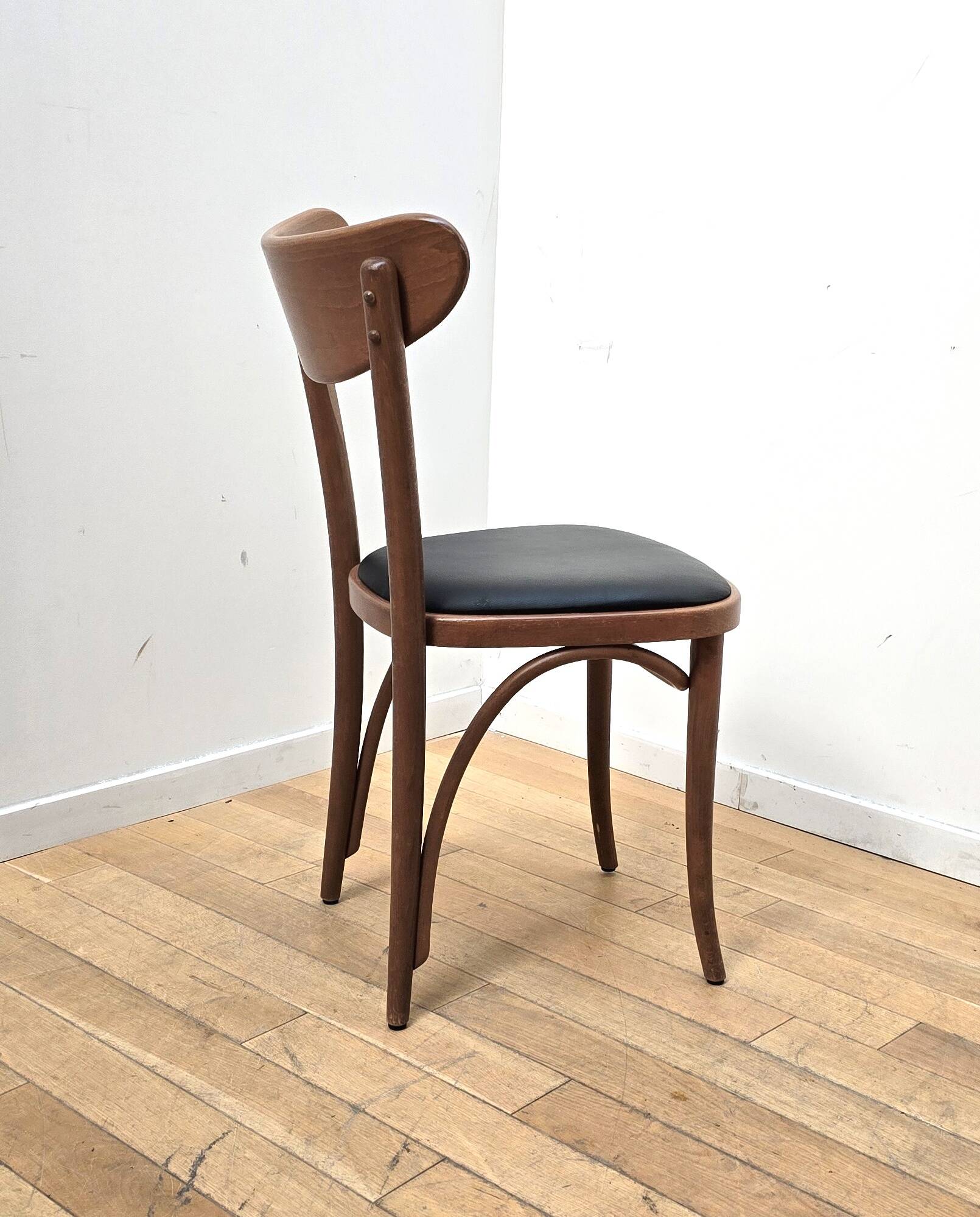 Pair of Banana bistro chairs, TON