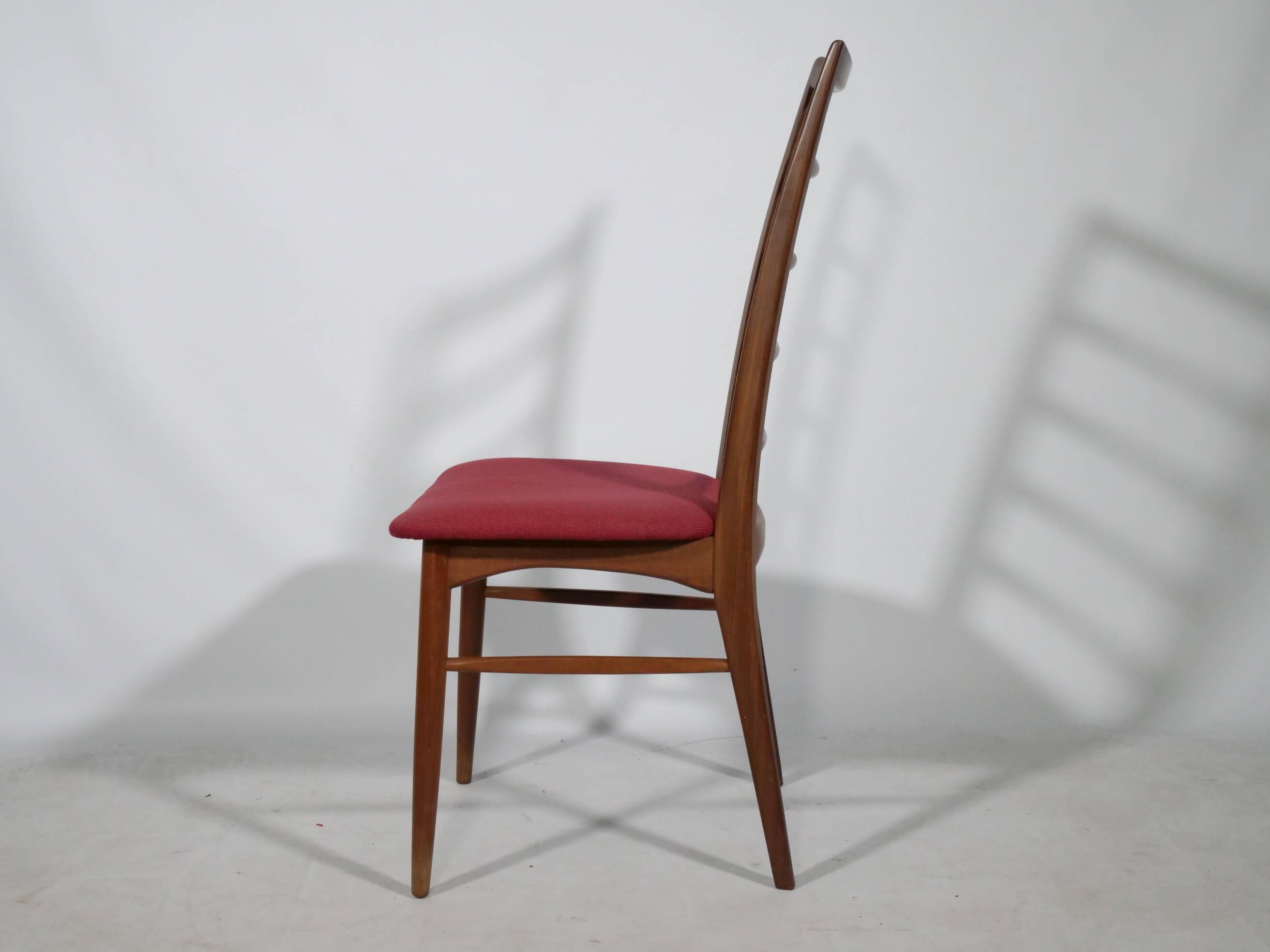 Set of 6 Teak Danish Design Dining Chairs from the 1960s by Nils Koefoed – Model LIS
