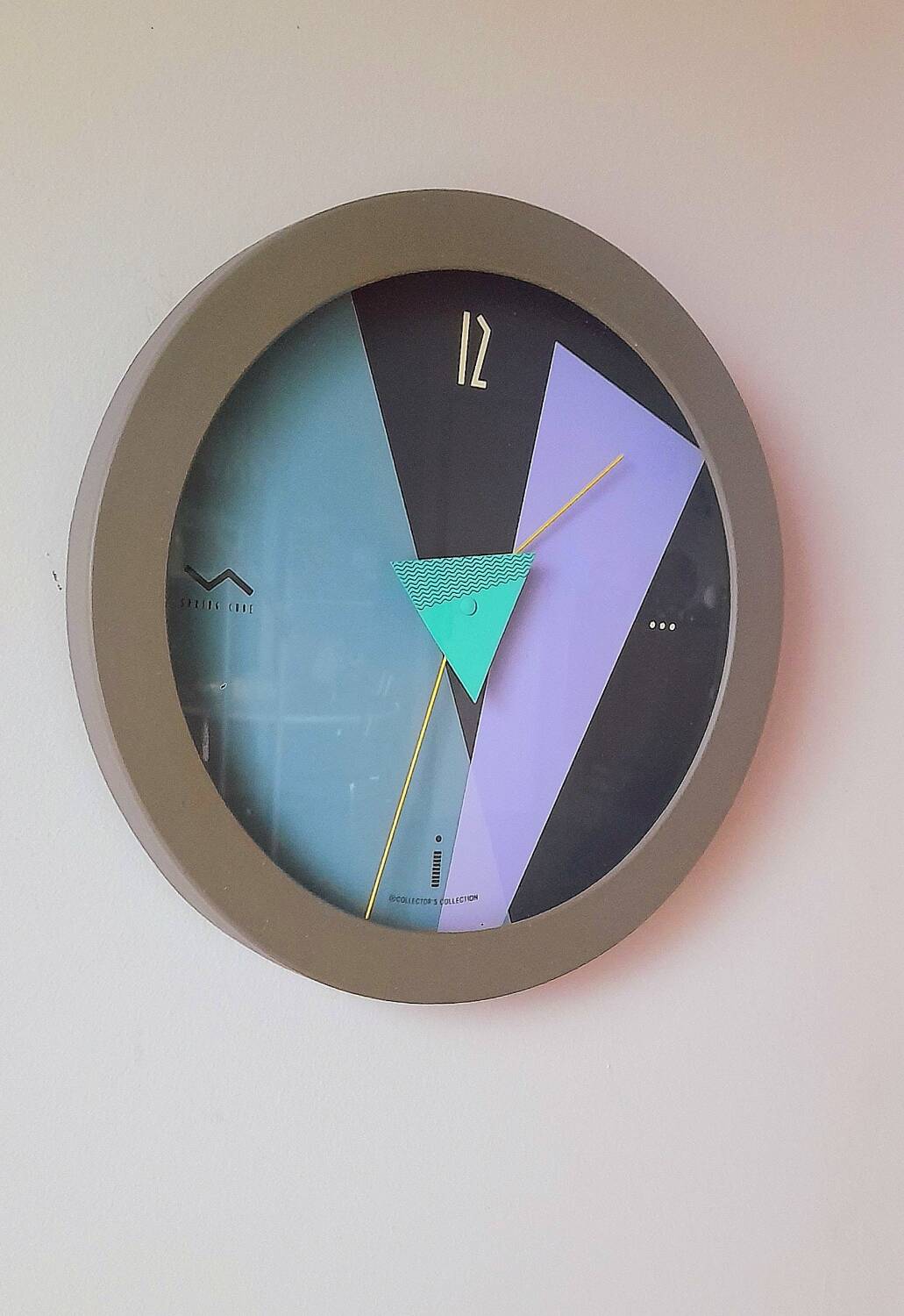 Spring cube wall clock Nicolai Canetti 80s