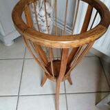 Wood tripod worker