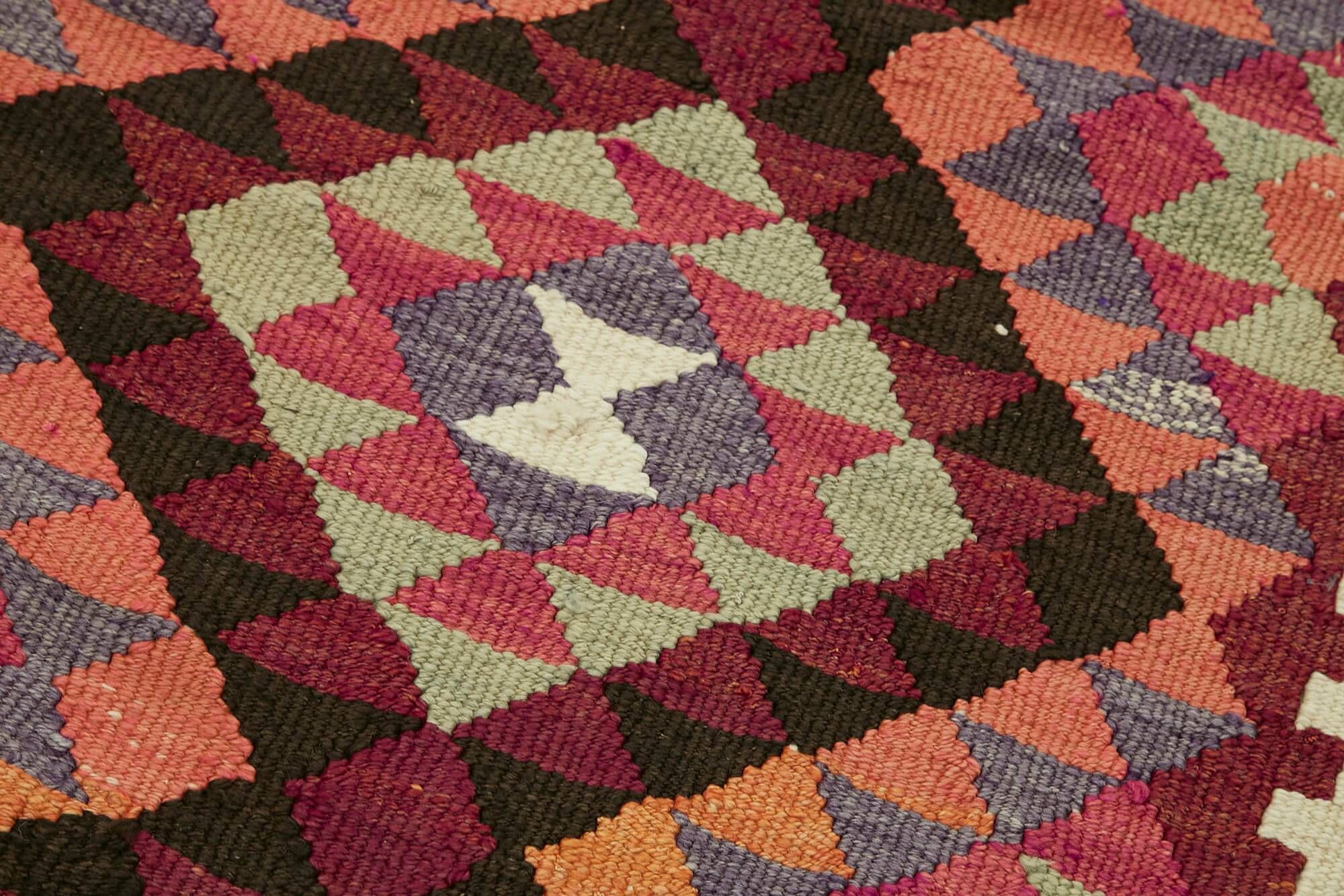 Turkish Handwoven Vintage Herki Kilim 88 cm x 407 cm