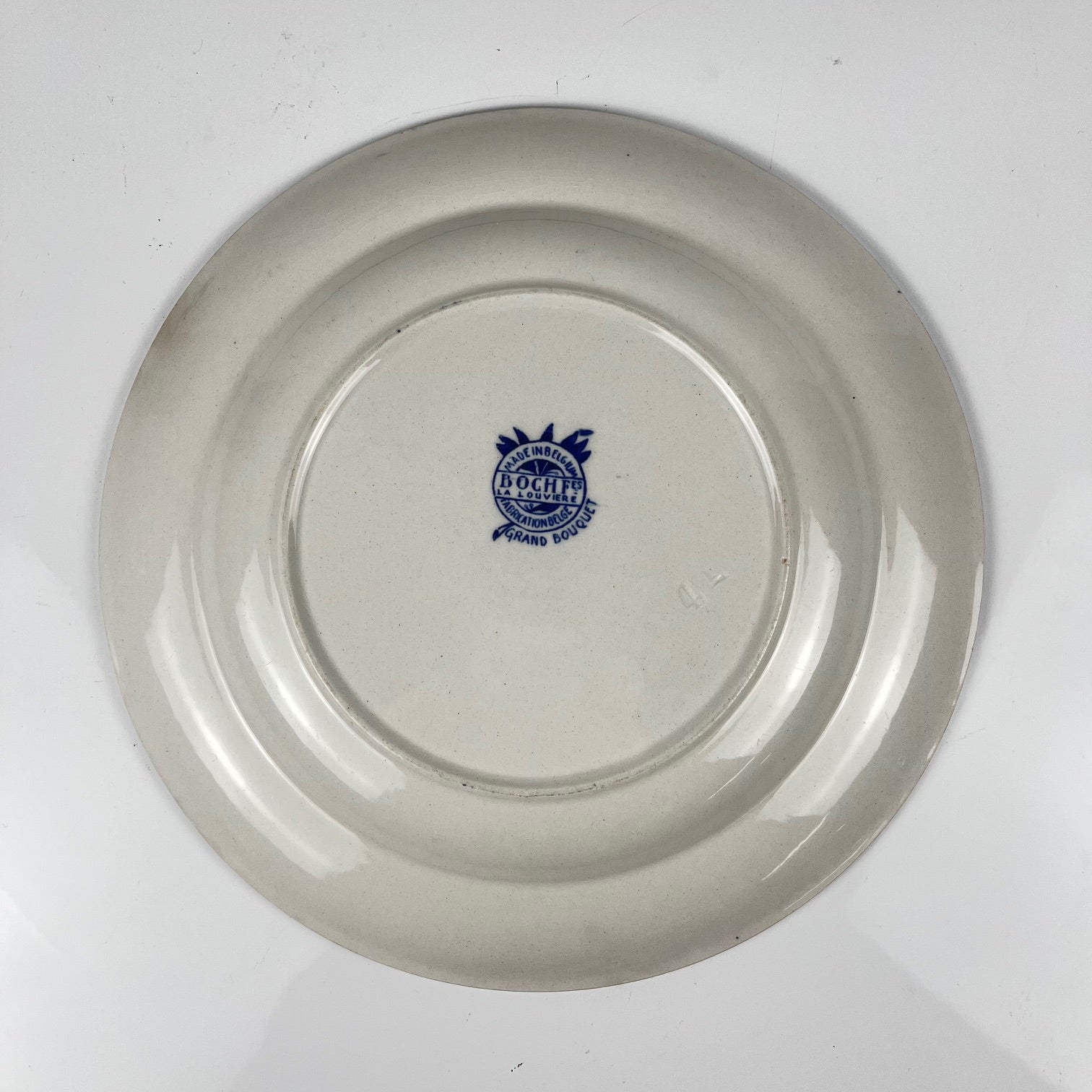 Flat plate "Grand bouquet", Boch brothers, La Louvière, Belgium, 1920