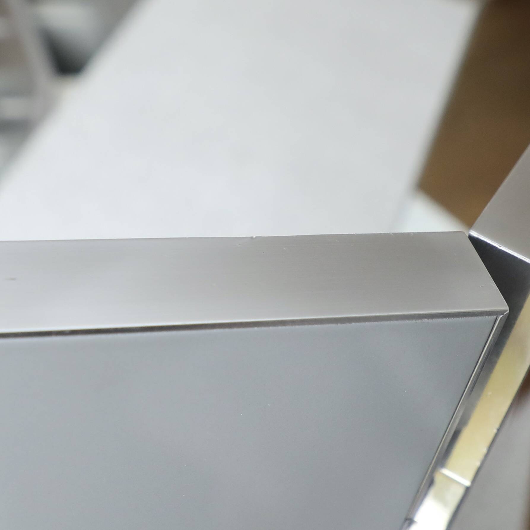 Dione Hairdresser (Antonia Astori, 1980)