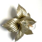 Solid Flower Wall Lamp