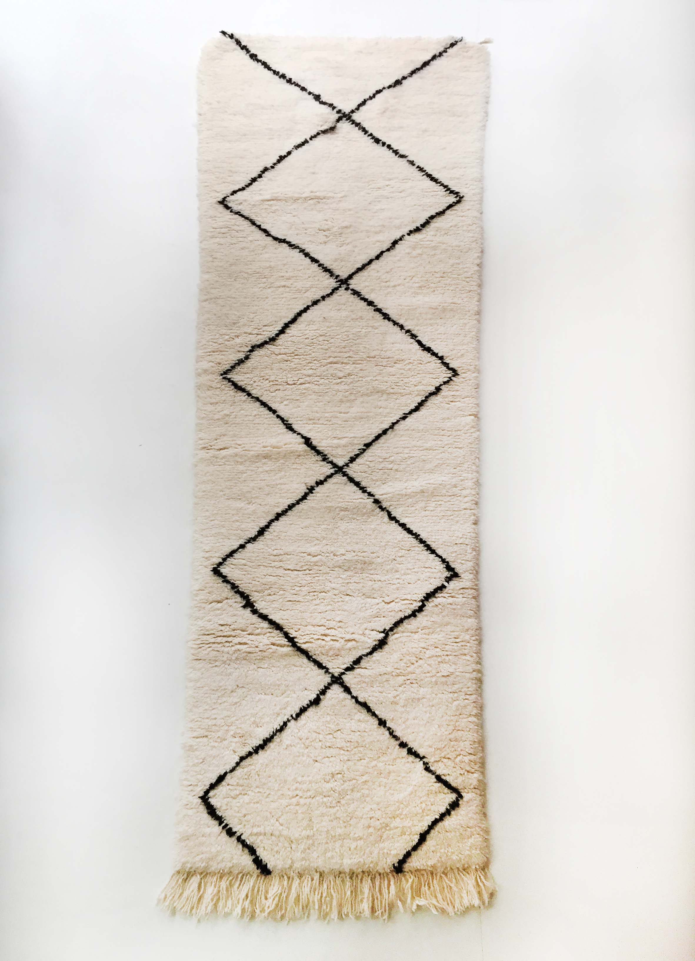 Moroccan berber carpet beni ouarain unbleached corridor with black diamonds 292x86cm