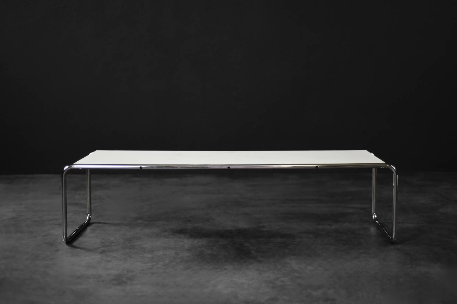 Mid-century modern Italian vintage coffee table Laccio Kiga by M. Breuer