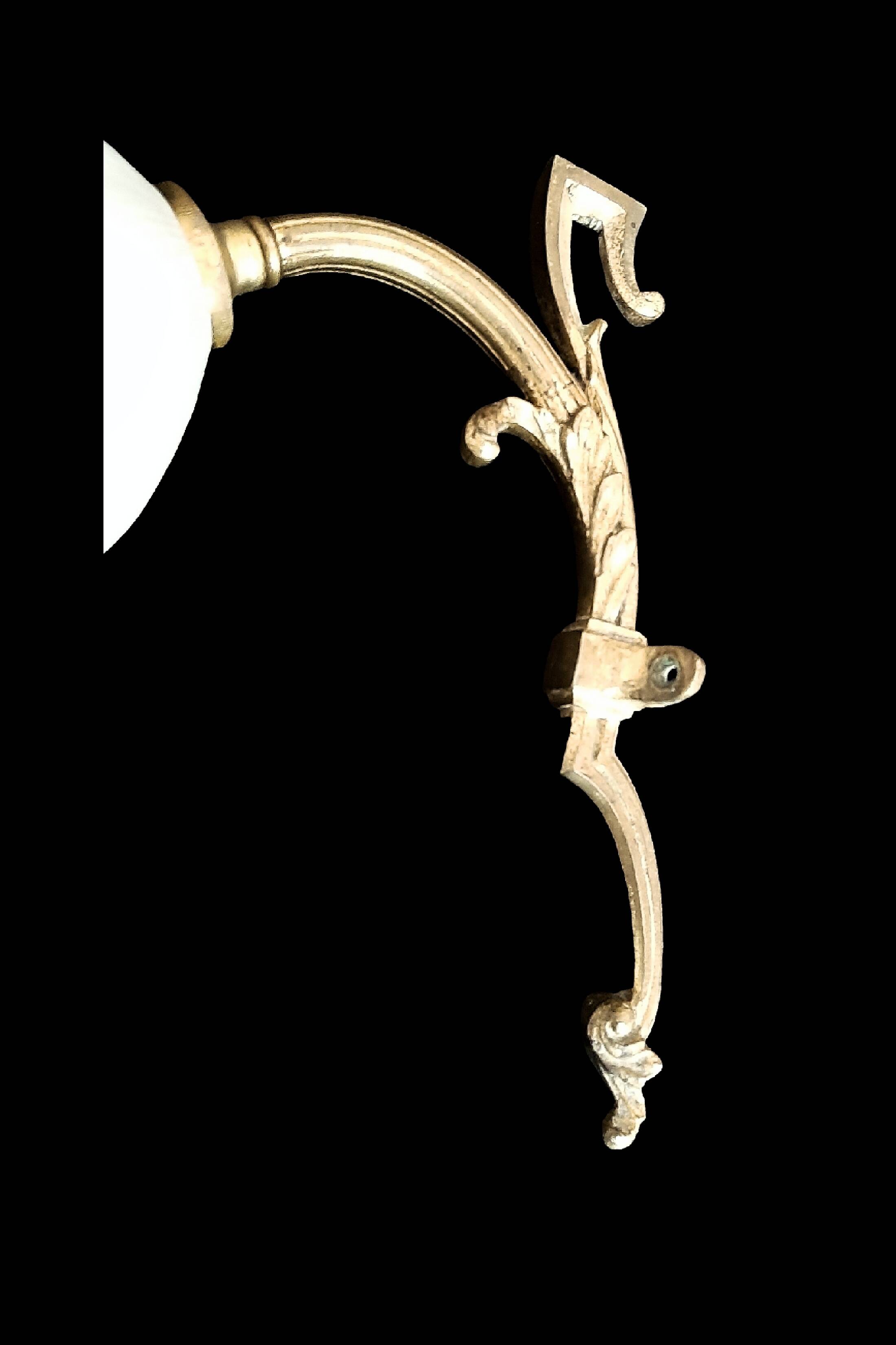 Paire d'appliques murales style Art Deco