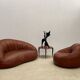Canapé et fauteuil en cuir Pangolin par Egg Designs