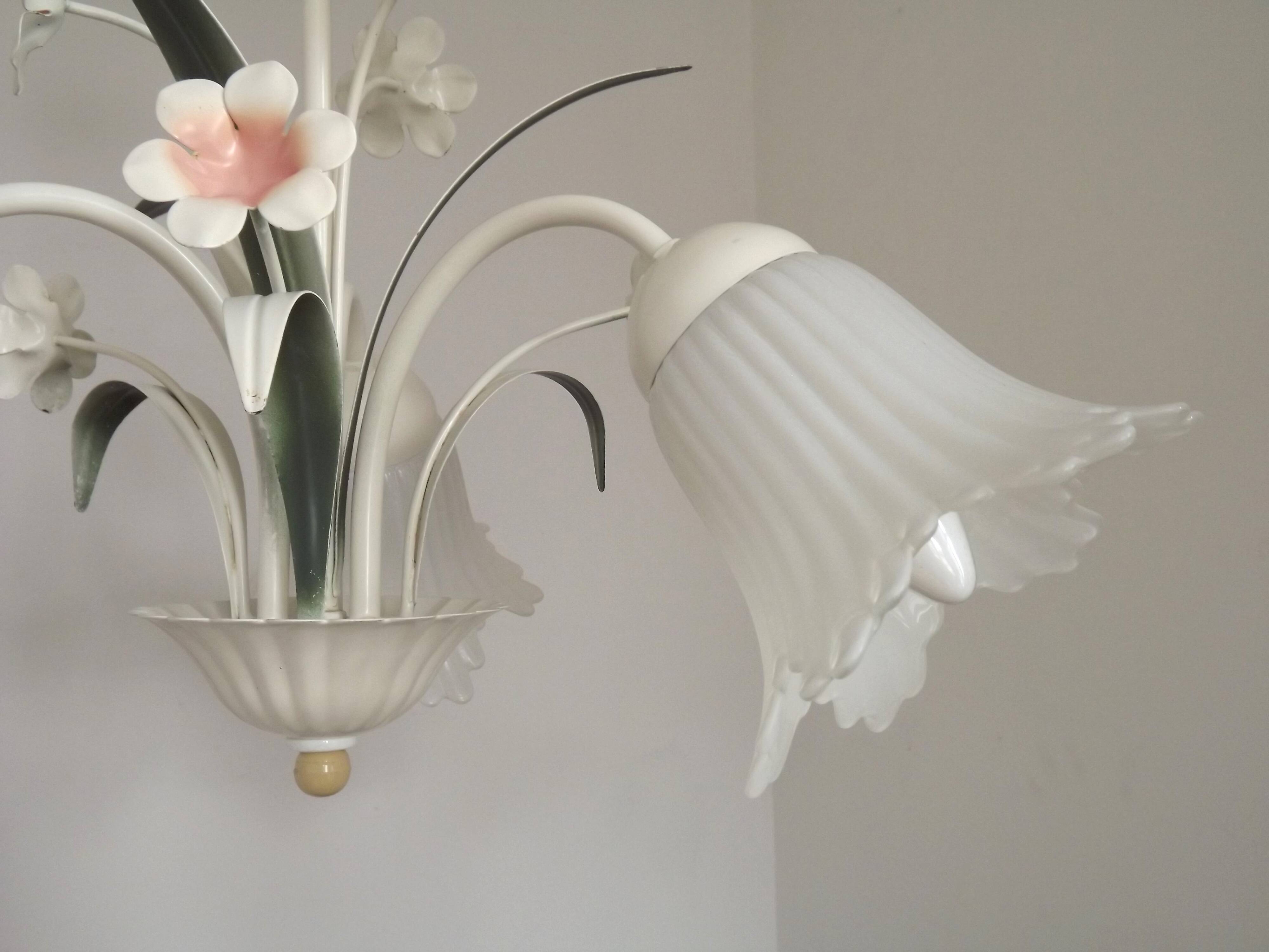 Vintage 3-light chandelier in pink and white metal and glass shaped like flowers, France.